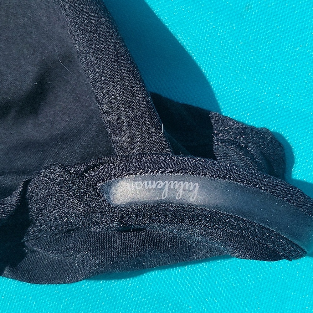 Lululemon - Picture 2 of 9